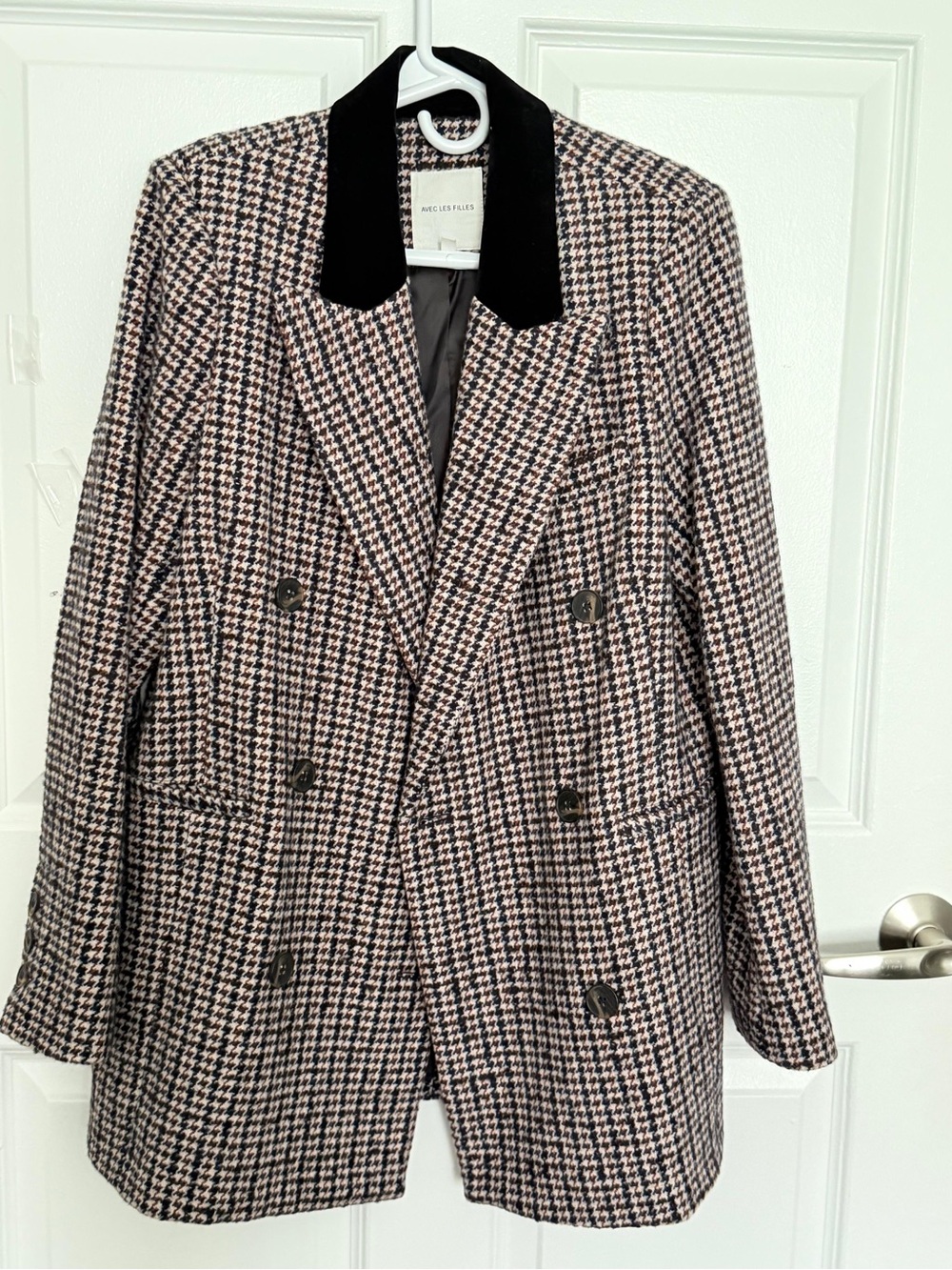 Double-Breasted Houndstooth Wool Blazer with Black Velvet Collar